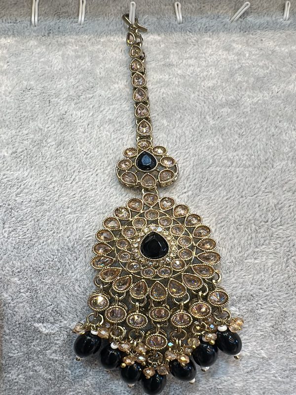 Black Antique Gold Maang Tikka