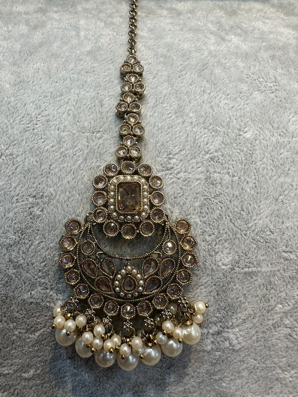 Pearl Antique Gold Maang Tikka
