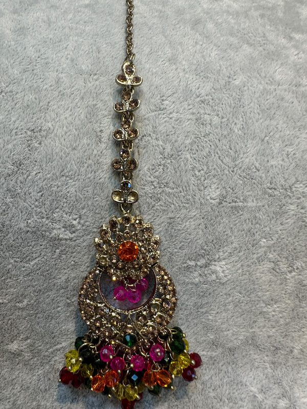 Multicolour Antique Gold Maang Tikka