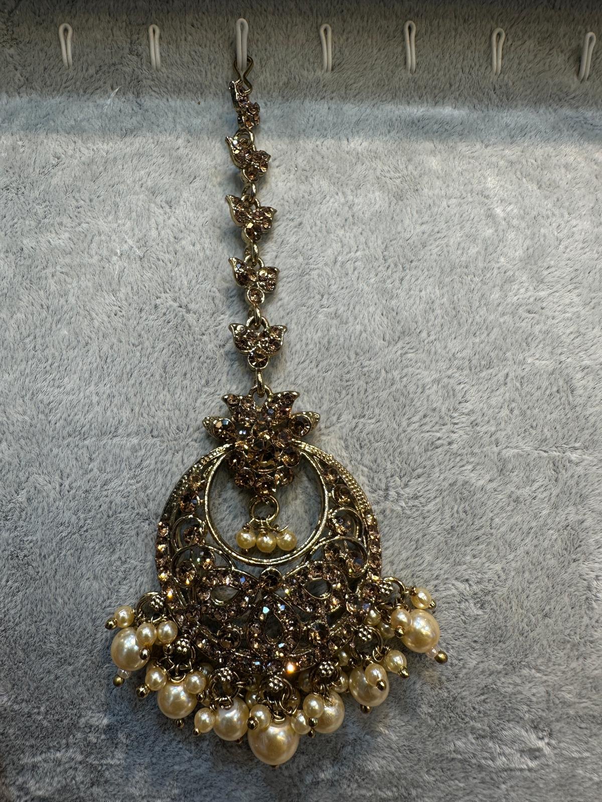 Pearl Antique Gold Maang Tikka