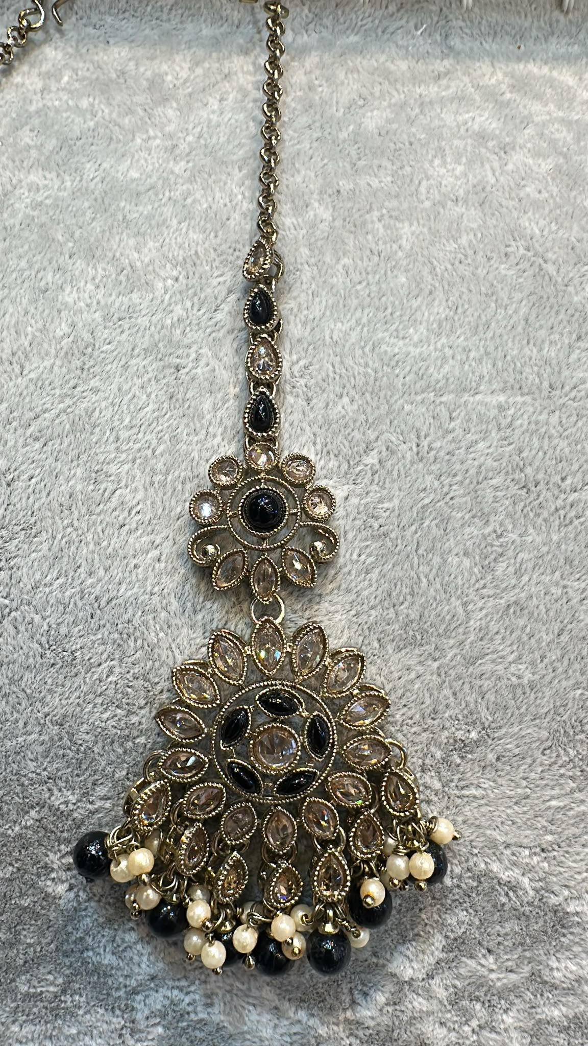 Black Antique Gold Maang Tikka