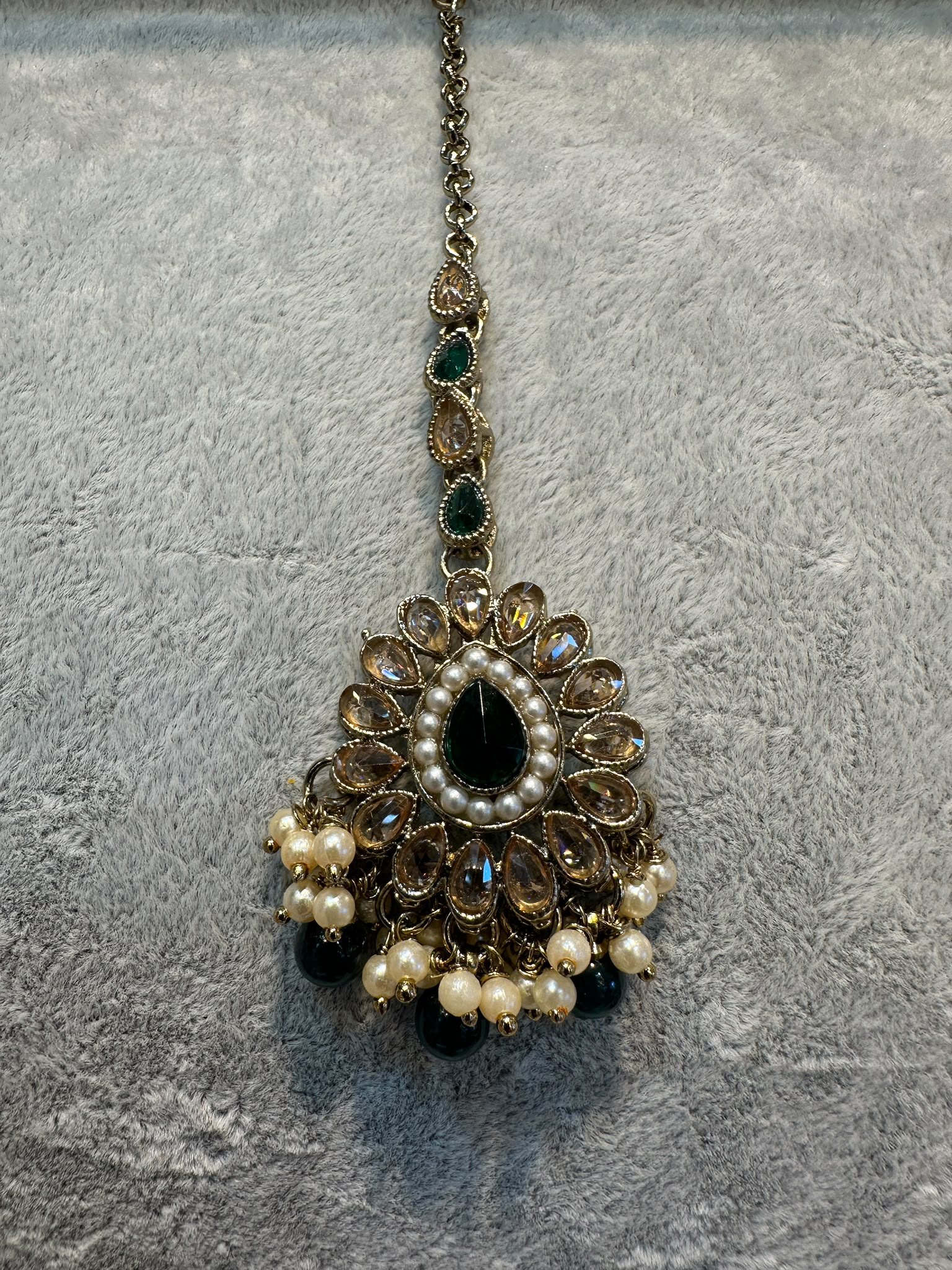 Black Antique Gold Maang Tikka