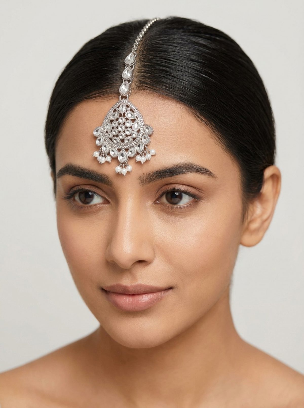 Pearl Silver Maang Tikka